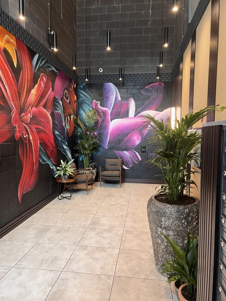 Light Water Plants, Supply and Maintenance of Office Plants, London & the South